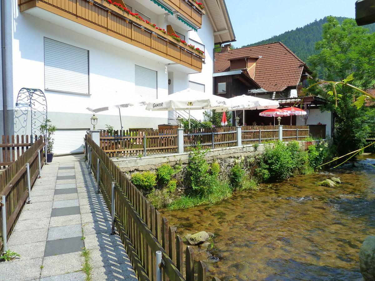 Oberprechtal Landgasthof-Hotel-Roessle מראה חיצוני תמונה
